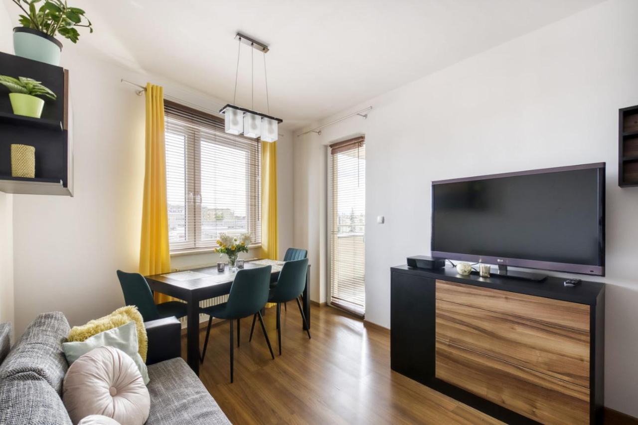 Gama Wyspowa 1 * Warsaw
